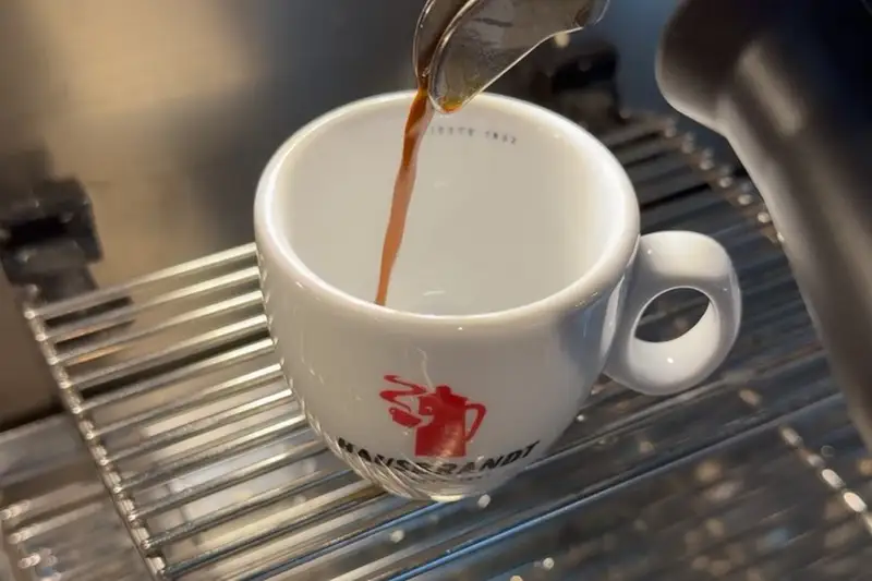 Espresso aufs Haus zur Story