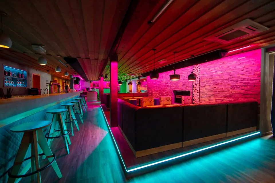 Bassano Bar